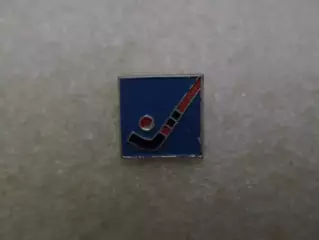 Значок Хоккей с мячом.