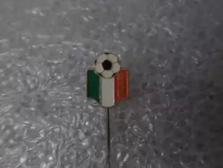 значок Чемпионат мира по футболу 1990 г Италия