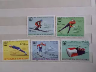 марки Мадагаскар спорт Олимпийские игры 1976 г Инсбрук гаш