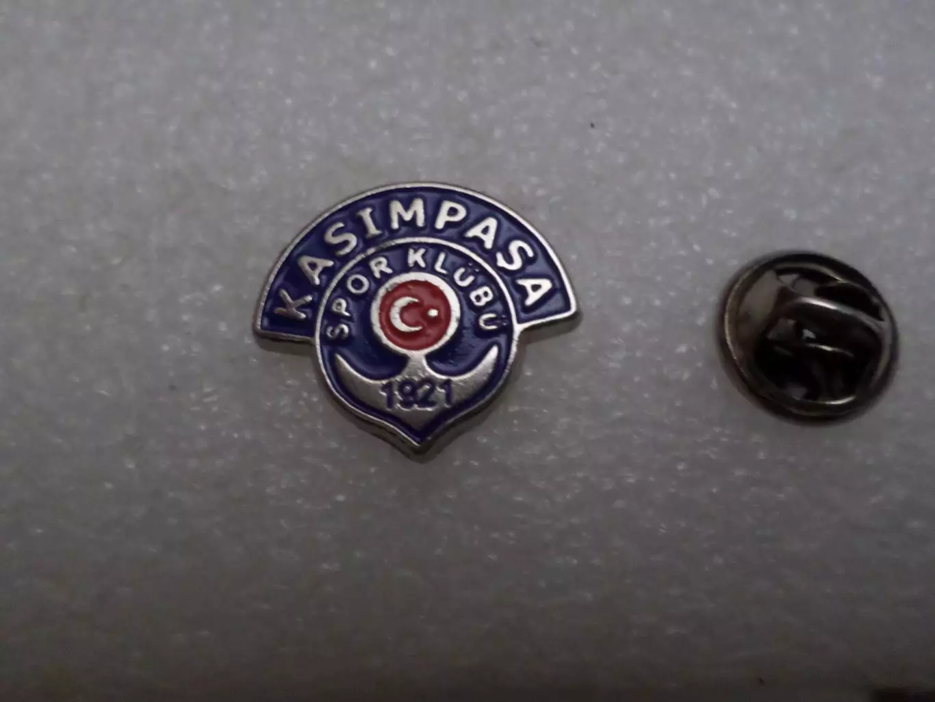 Значок ФК Касымпаша Турция офиц