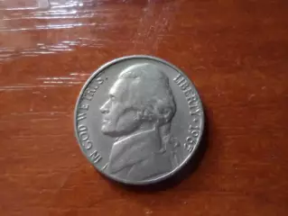 монета 5 центов США 1965 г