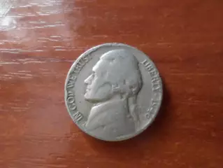 монета 5 центов США 1946 г