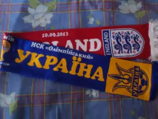 шарф к матчу Украина - Англия 2013 г