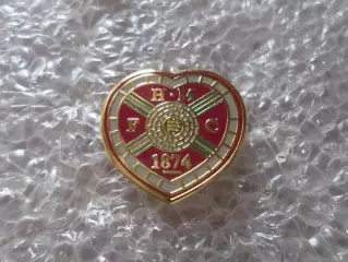Значок футбол ФК Хартс Эдинбург Шотландия эмаль