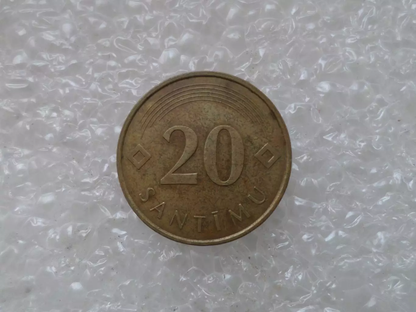 монета 20 сантимов Латвия 2007 г