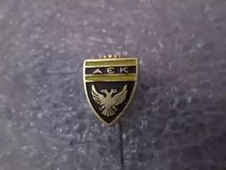 Значок ФК АЕК Греция