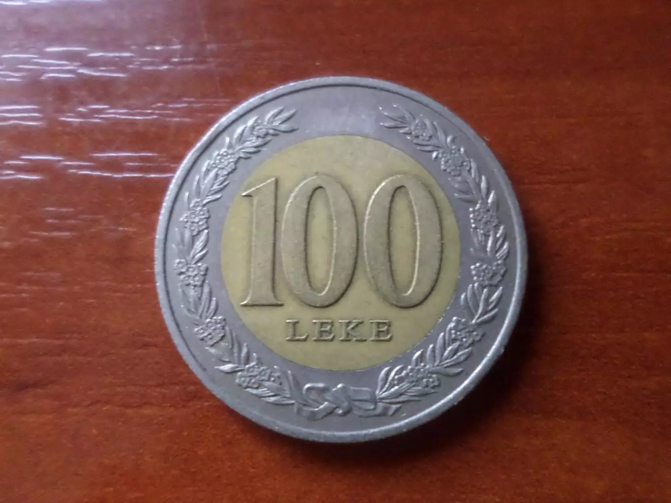 Монета 100 лек Албания 2000 г