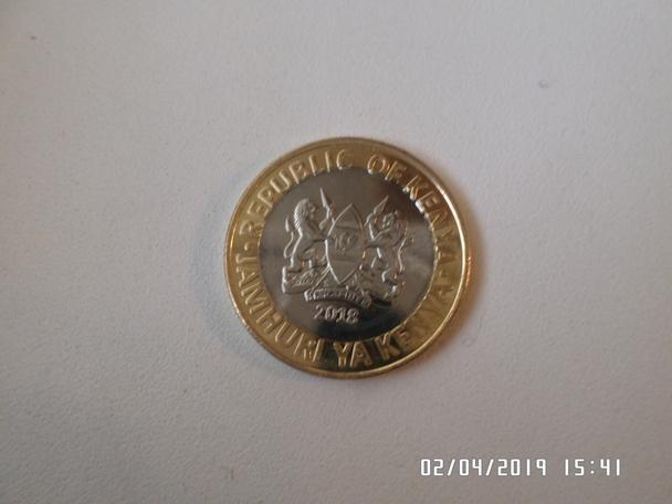 монета 10 шиллингов Кения 2018 г 1