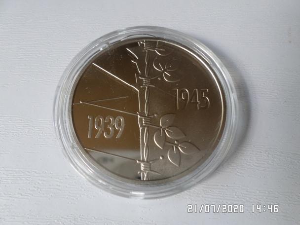 монета 5 гривен Украина 75 лет победы в Великой Отечественной Войне 1