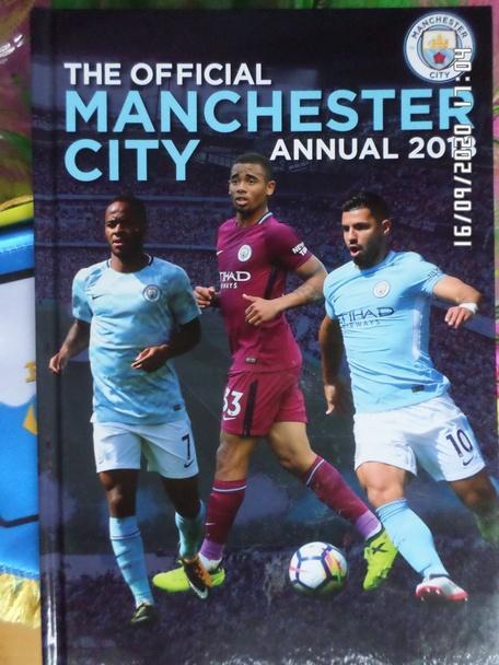 Официальный ежегодник Манчестер Сити 2018. Official Manchester City Annual