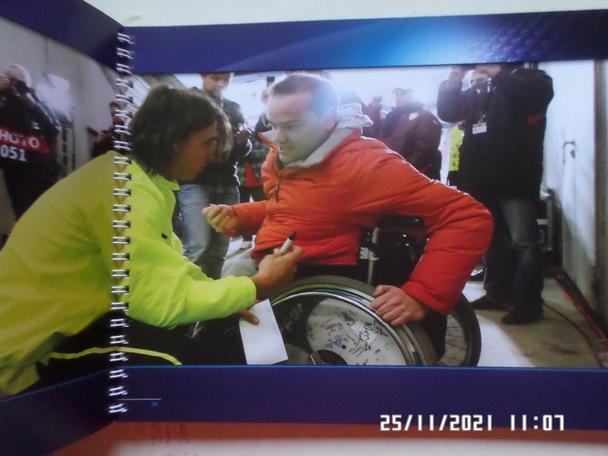 презентационный буклет УЕФА: организация посещения матчей инвалидами 2