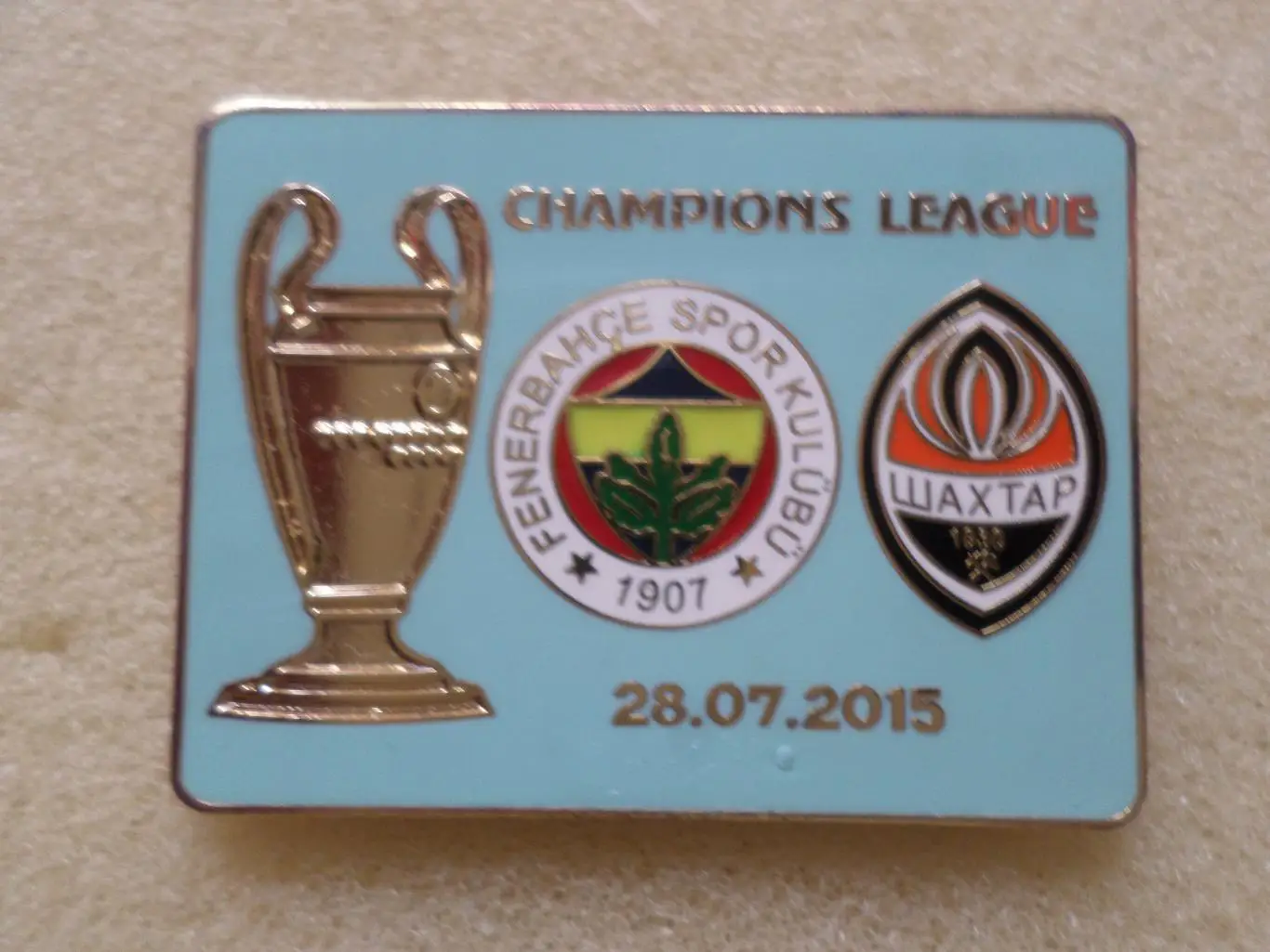 значок Фенербахче Турция - Шахтер Донецк 2015 г эмаль