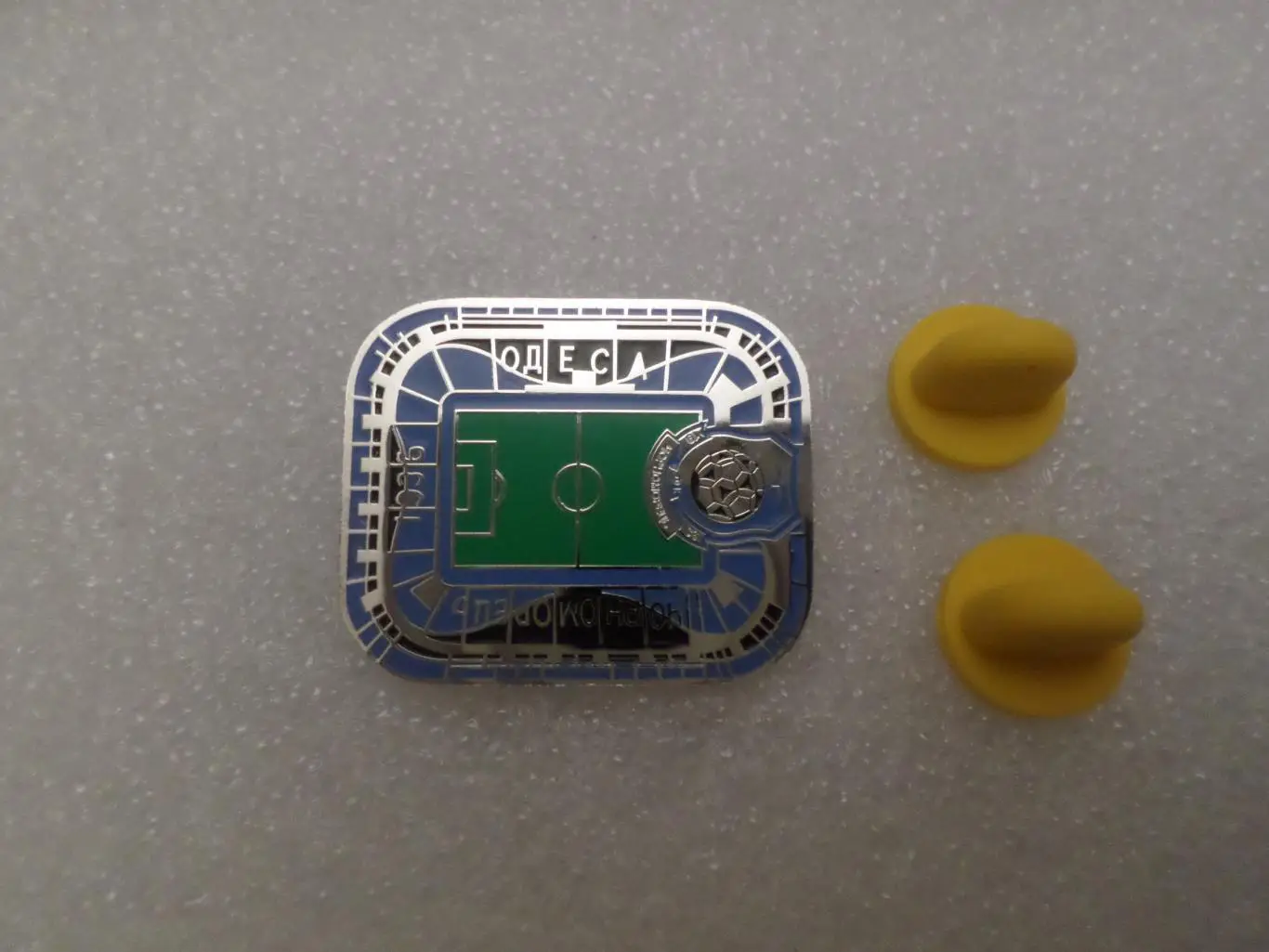 значок стадион Черноморец Одесса