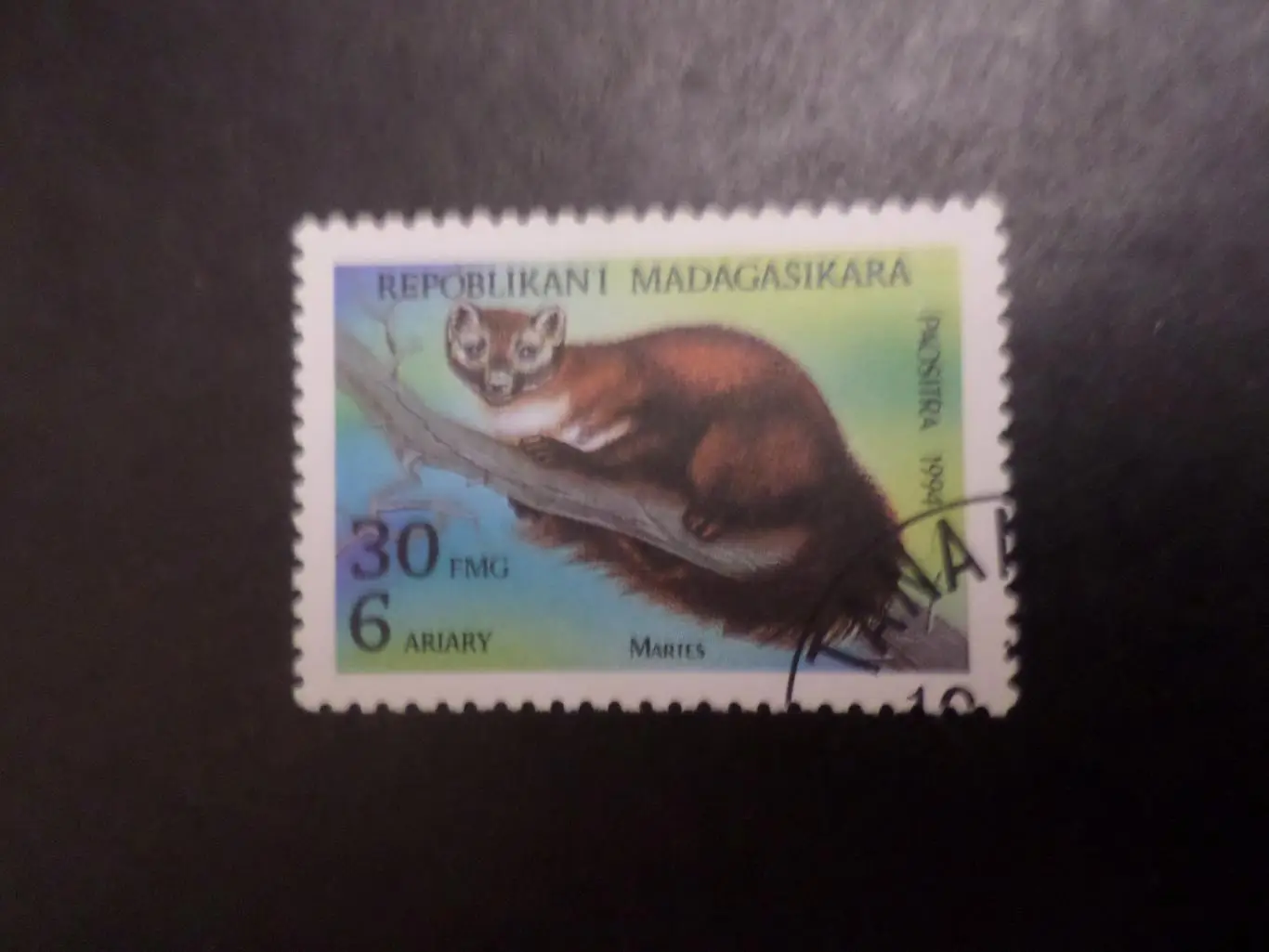 марки Мадагаскар фауна 1994 г
