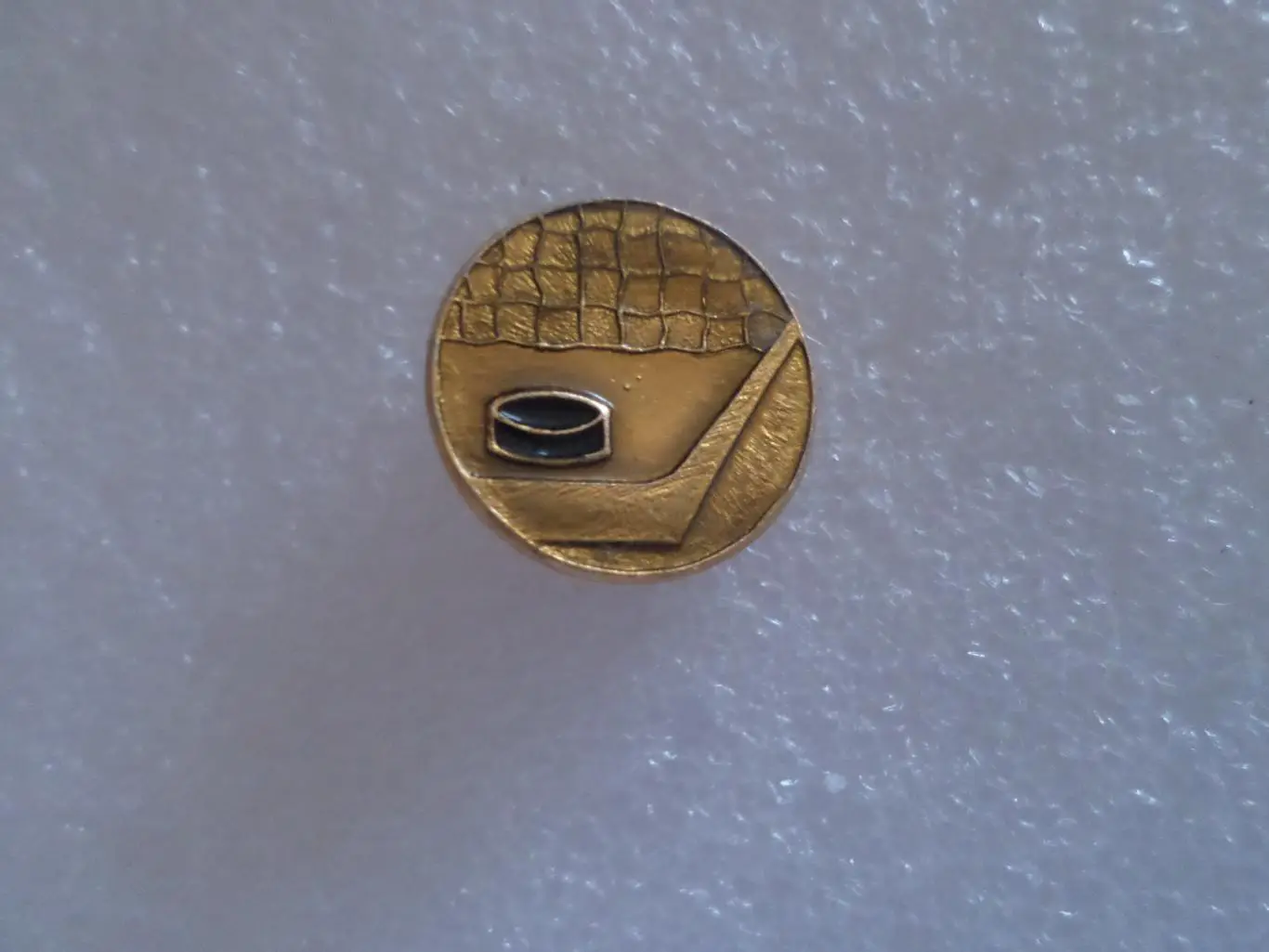 Значок Хоккей шайба