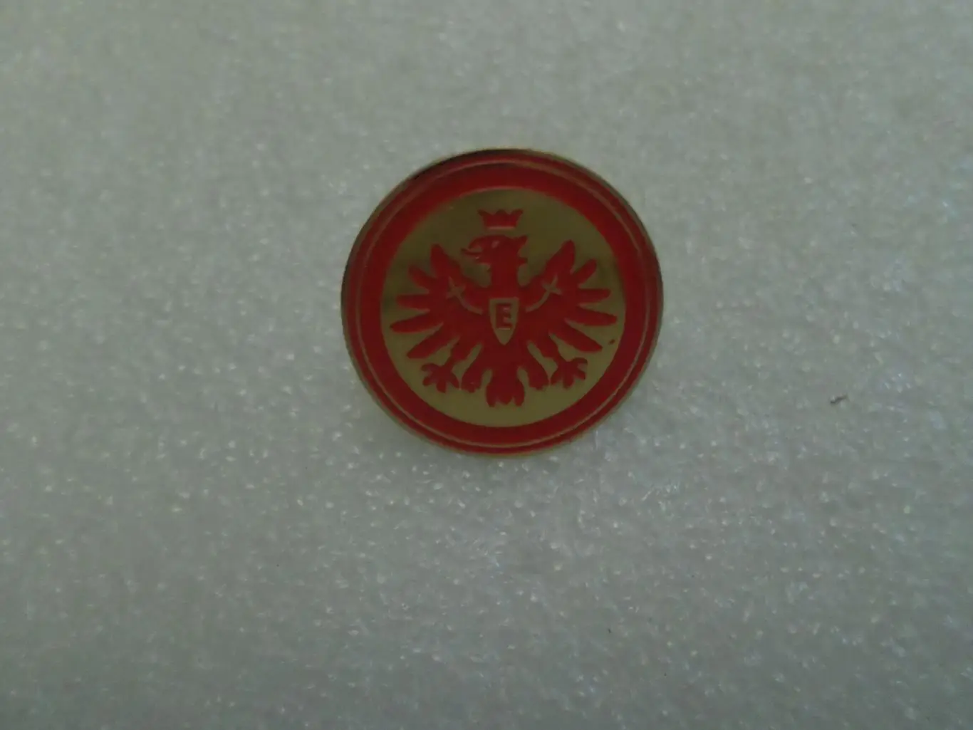 Значок ФК Айнтрахт Франкфурт-на-Майне Германия