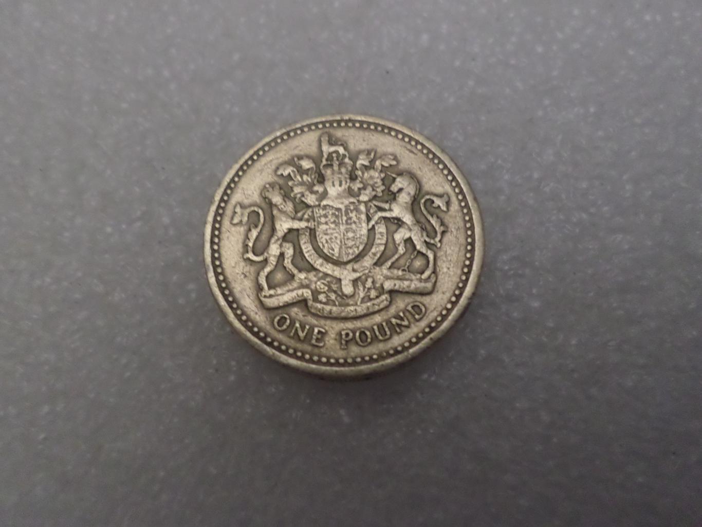 Монета 1 фунт стерлингов Великобритания 1983 г 1