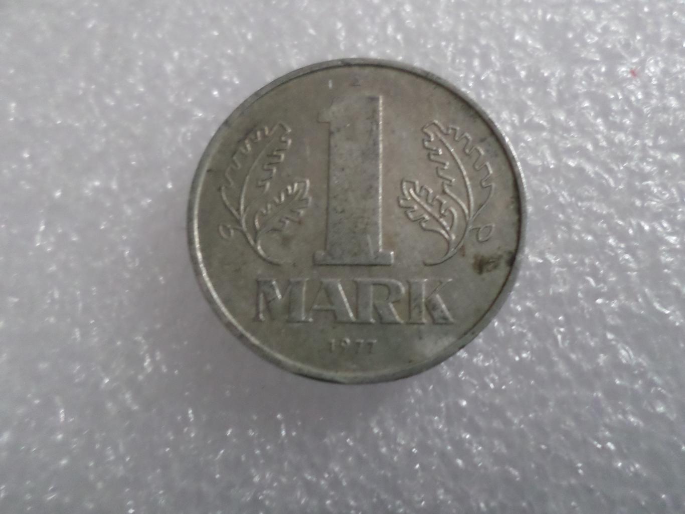 Монета 1 марка ГДР 1977 г