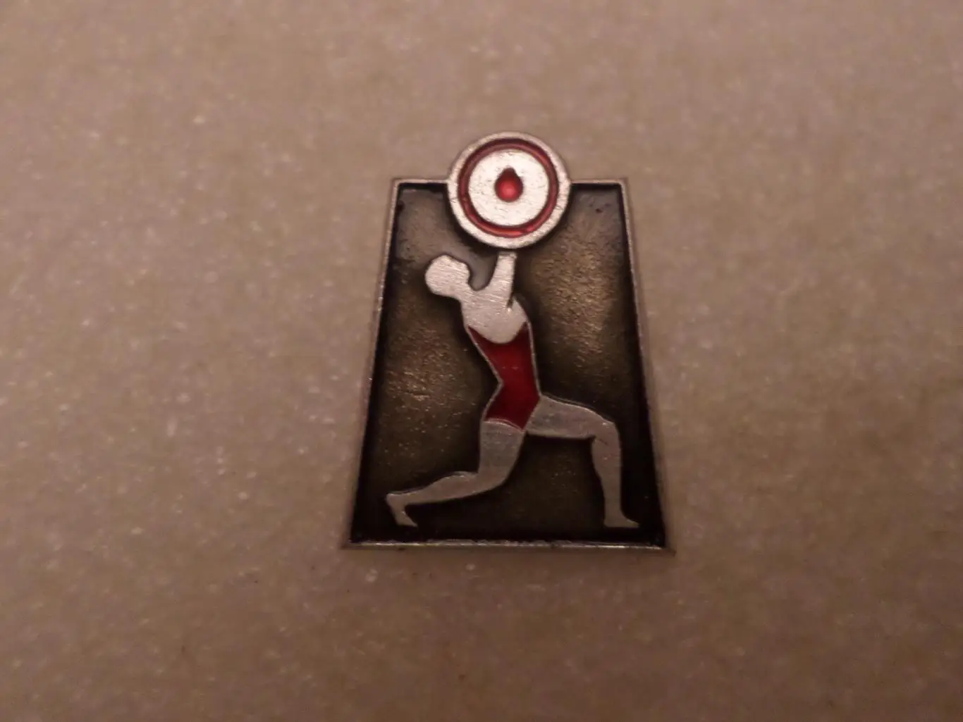 значок Тяжелая атлетика штангист