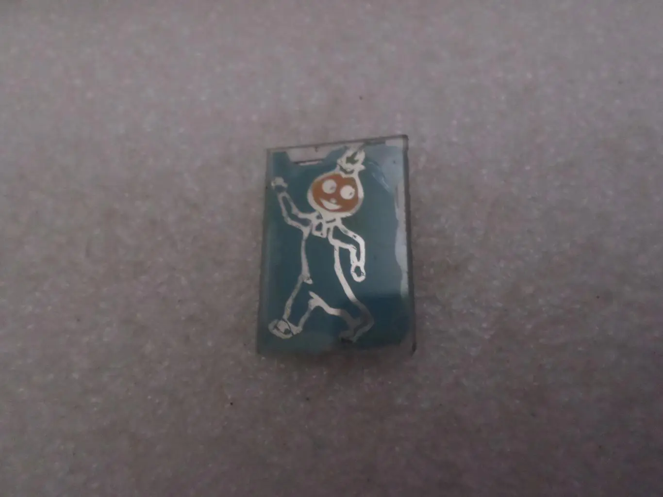 Значок детский Чипполино