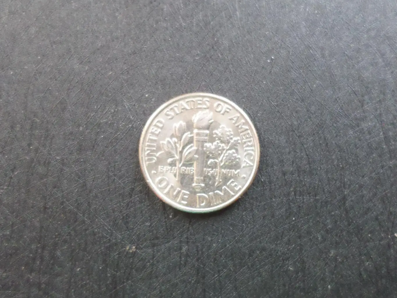 Монета 10 центов США 2007 г дайм 1