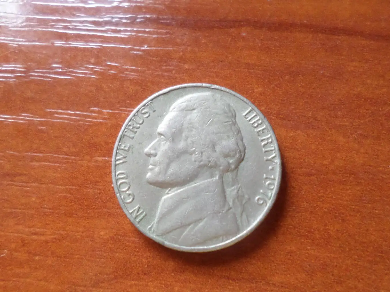 монета 5 центов США 1976 г