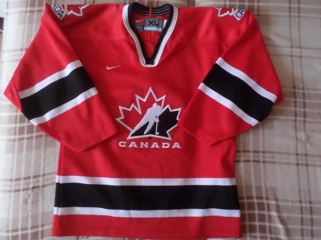 футболка хоккейка сборная Канада