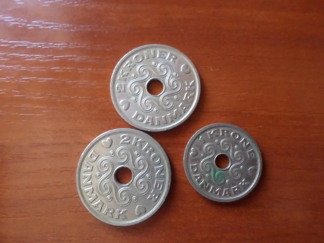 монеты 1 и 2 кроны Дания 3 шт