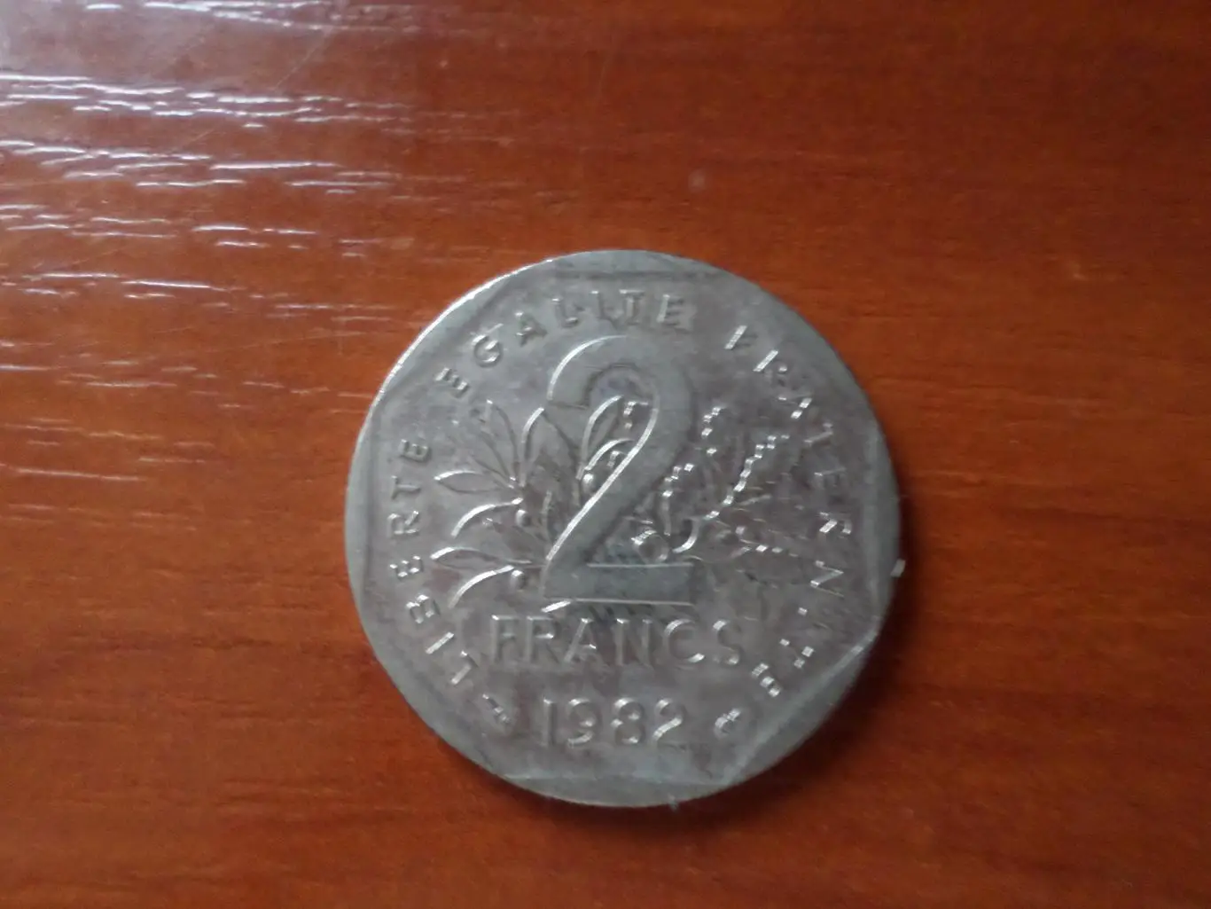 Монеты 2 франка Франция 1982 г
