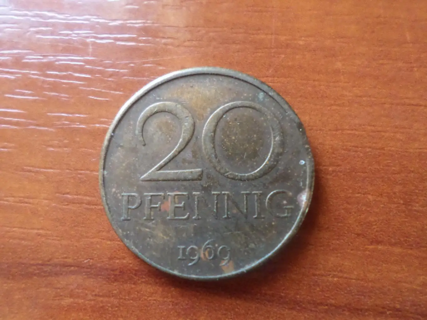 Монета 20 пфеннигов ГДР Германия 1969 г