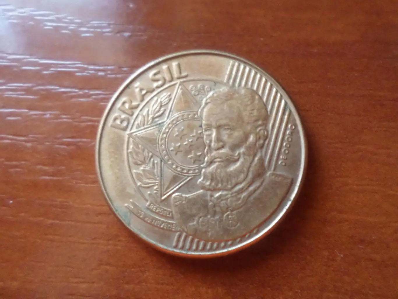 Монета 25 сентаво Бразилия 2003 г