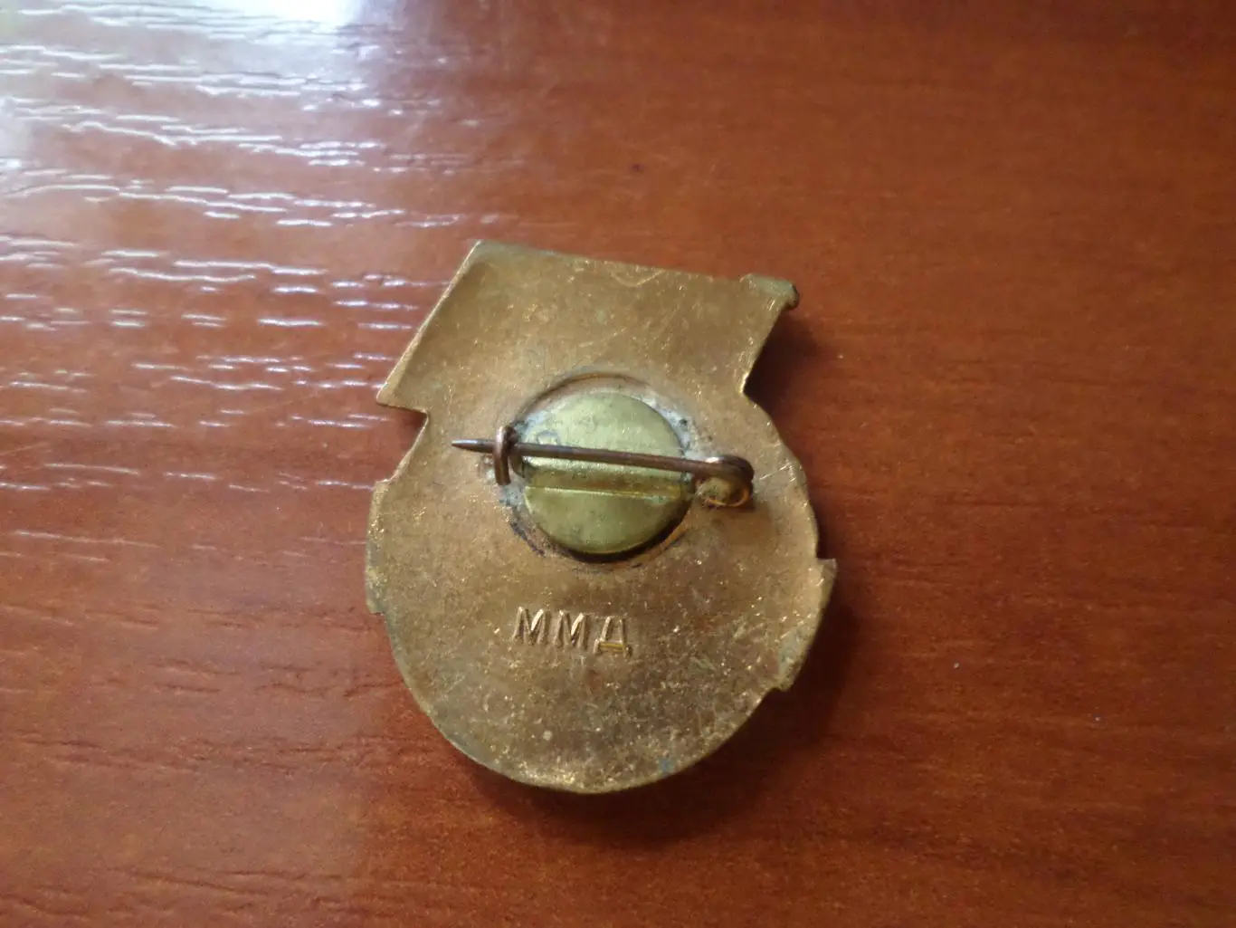 значок Инструктор ДОСААФ тяж.мет 1