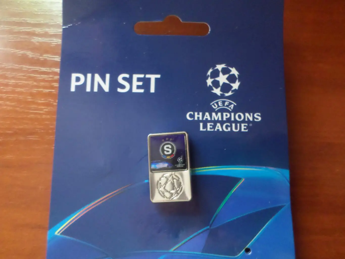 значок ФК Спарта Прага Чехия официальный Лига чемпионов