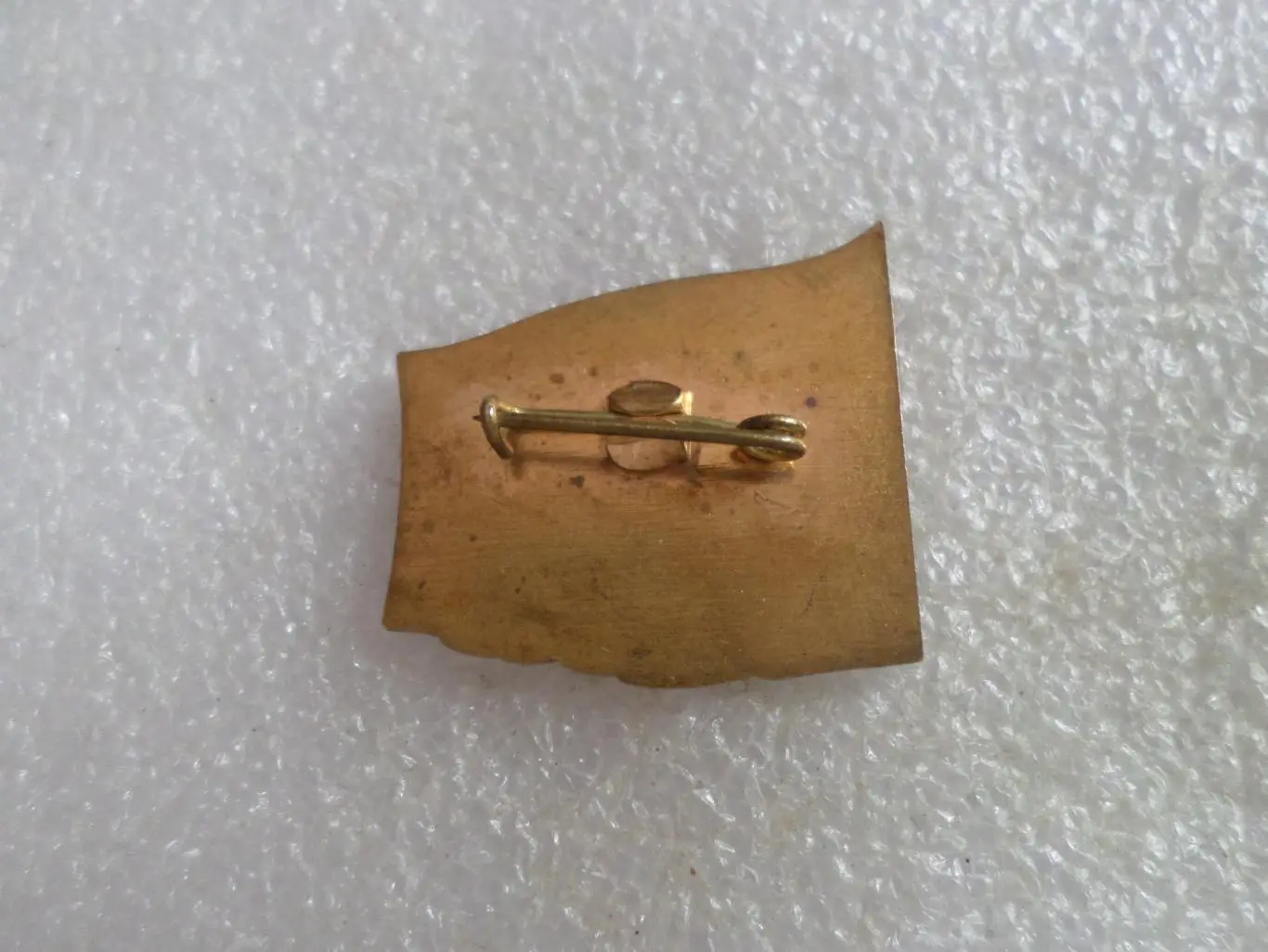 Значок 70 лет УССР тяж.мет 1