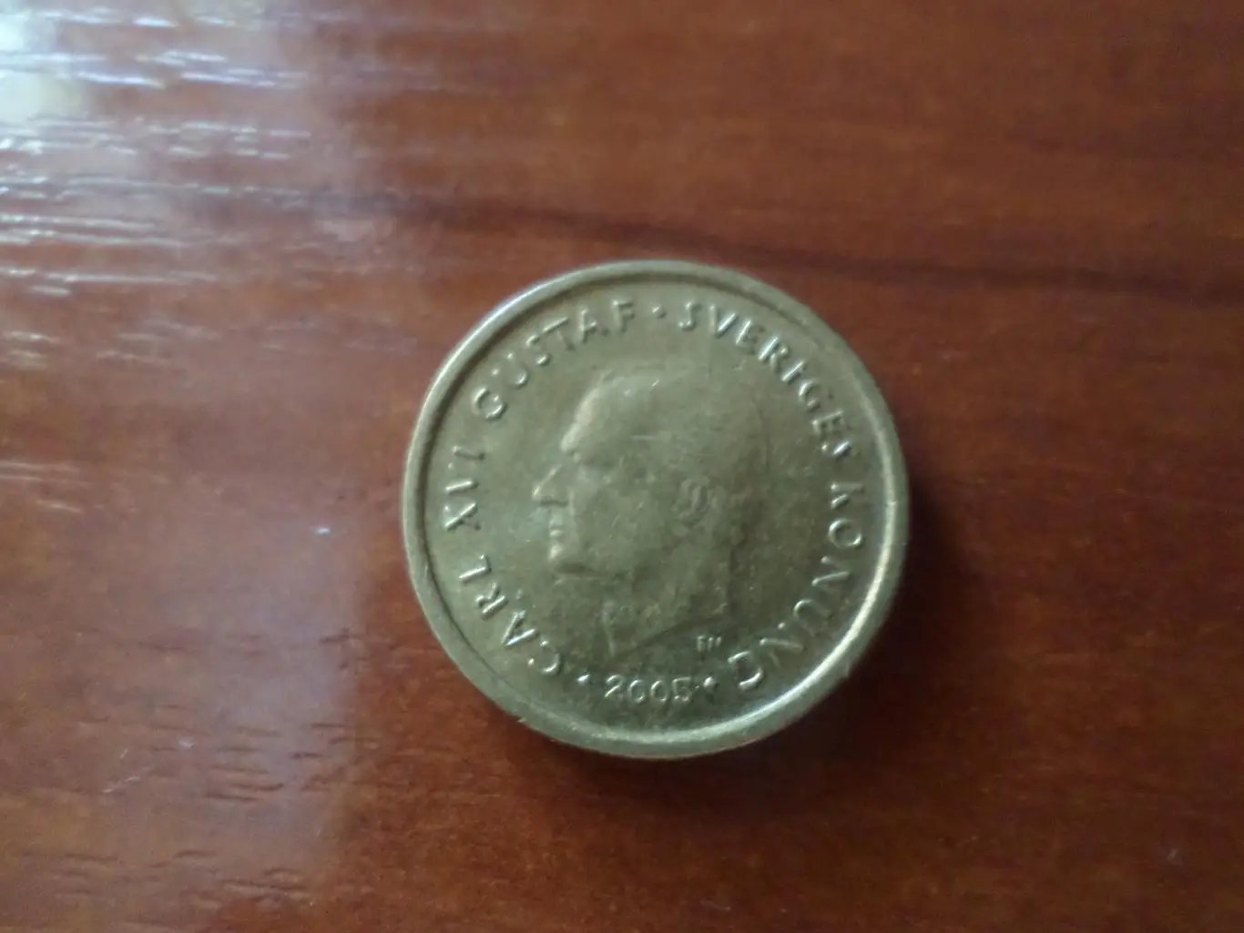 Монета 10 крон Швеция 2005 г