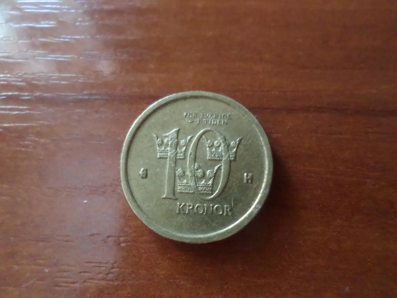 Монета 10 крон Швеция 2005 г 1