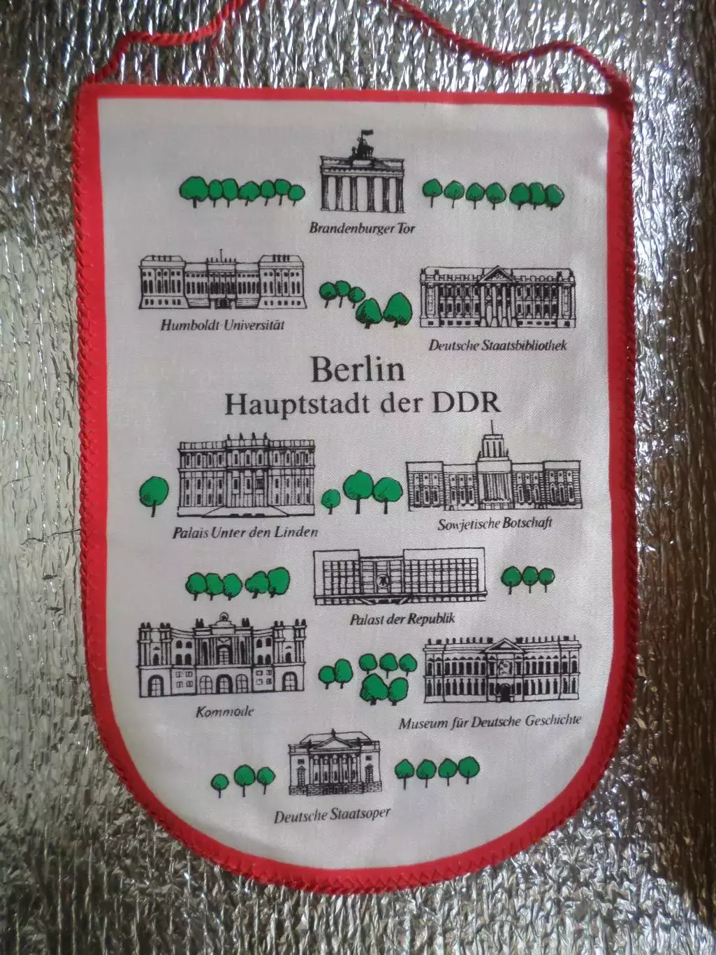 вымпел город Берлин ГДР Германия достопримечательности и гербы