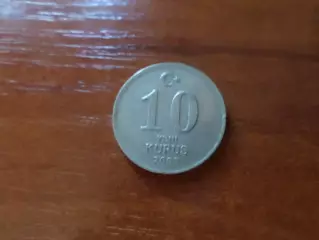 Монета 10 куруш Турция 2005 г