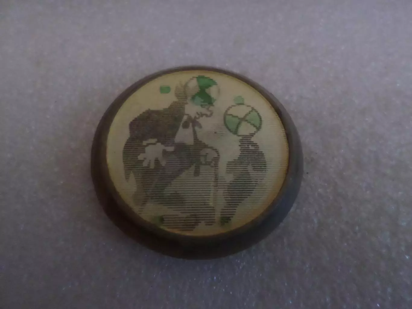 Значок детский Цирк переливной