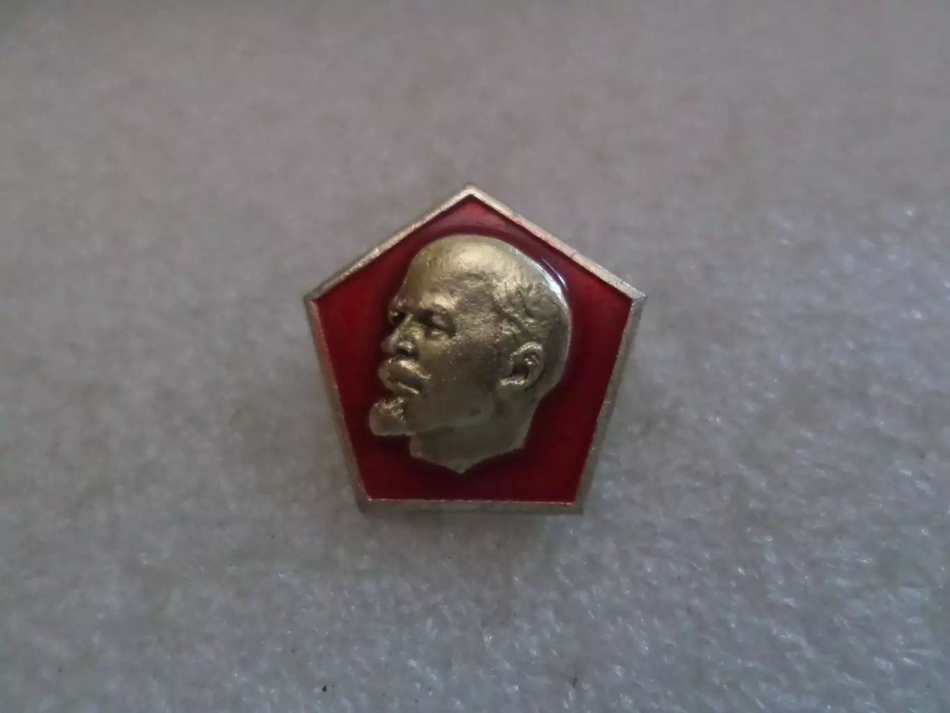 Значок Ленин.
