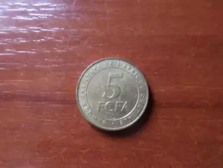 Монета 5 франков КФА центрально-африканский франк 2006 г