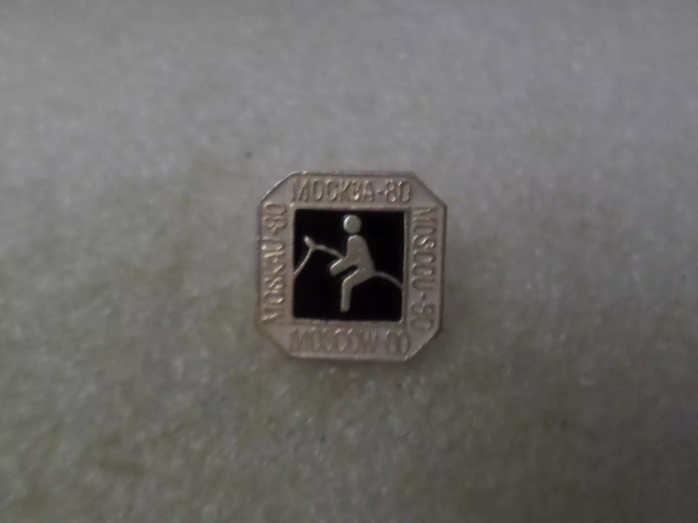 значок Олимпиада-80 Москва 1980 Конный спорт.