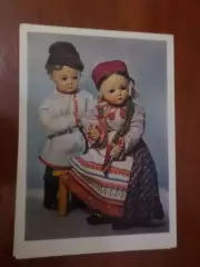 открытка Куклы в народных костюмах Воронежской области 1964 г