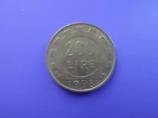 Монета 200 лир Италия 1998 г