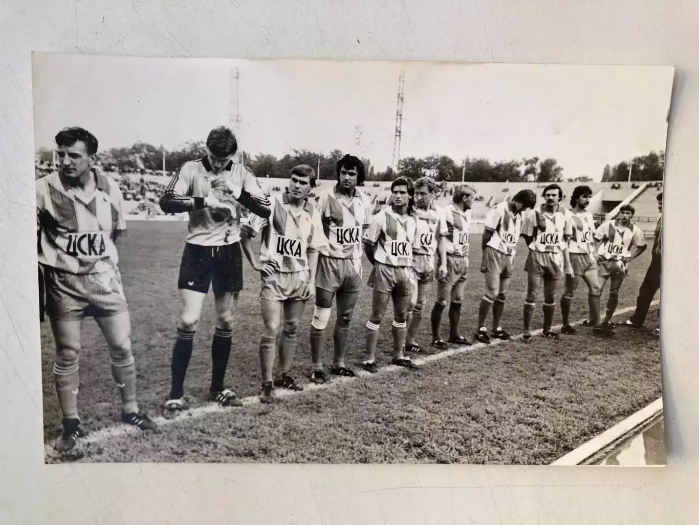 Команда ЦСКА перед игрой с Ростсельмашем в Ростове 1989