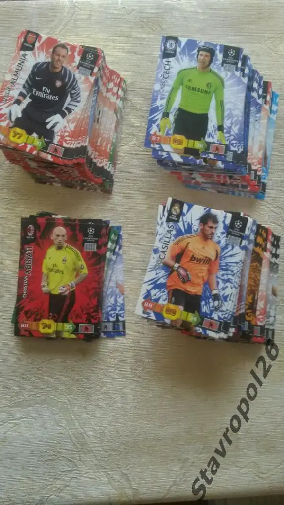 Футбол. PANINI Лига Чемпионов УЕФА 2010-2011 (полный базовый сет)