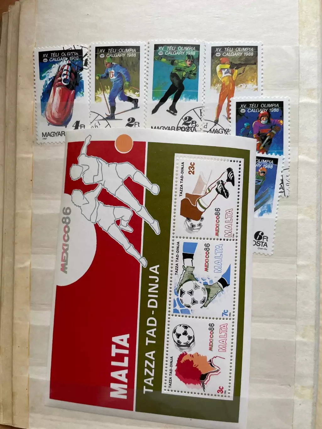 Альбом с марками на 10 страницах 5