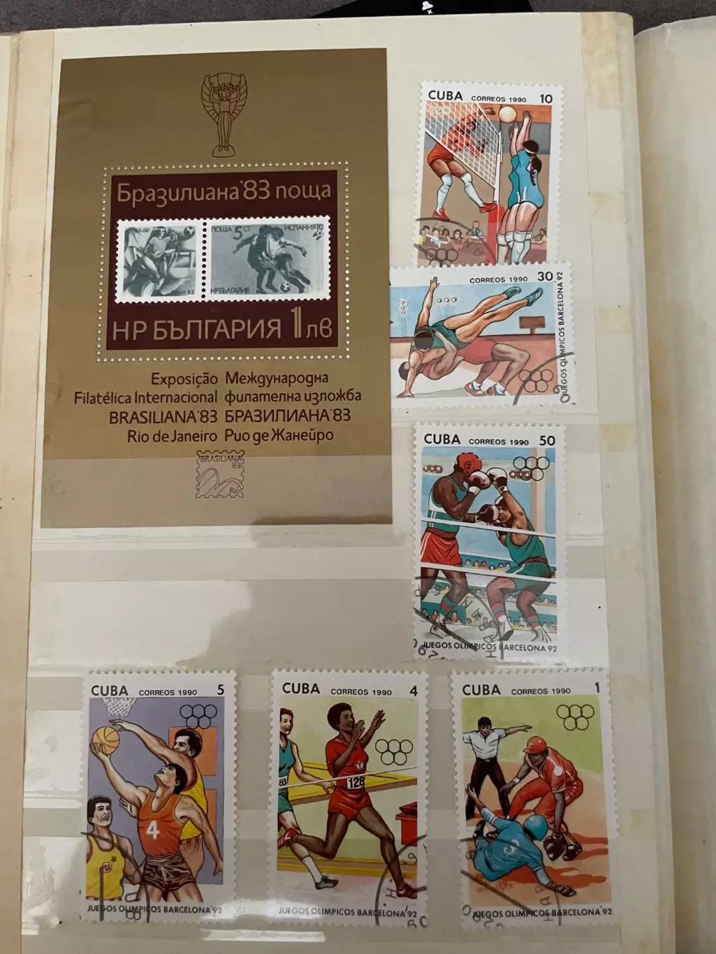 Марки 15 листов! Спорт футбол искусство животные 3