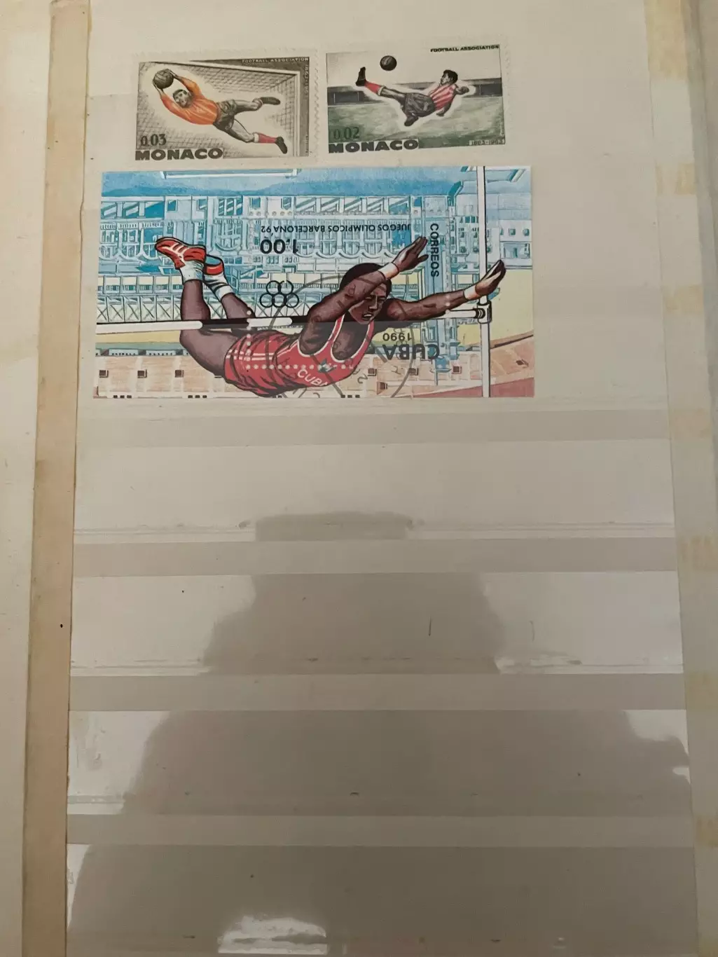 Марки 15 листов! Спорт футбол искусство животные 4