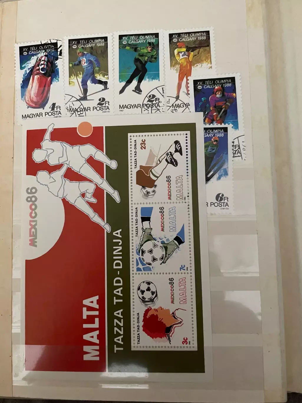 Марки 15 листов! Спорт футбол искусство животные 5